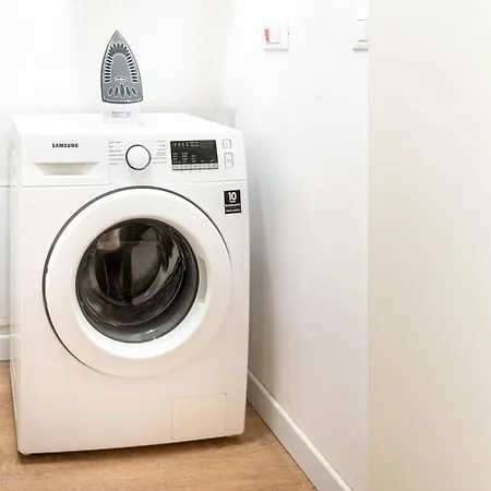 Vista Canale, 4 Ospiti, 2 E 2 Bagni Διαμέρισμα *